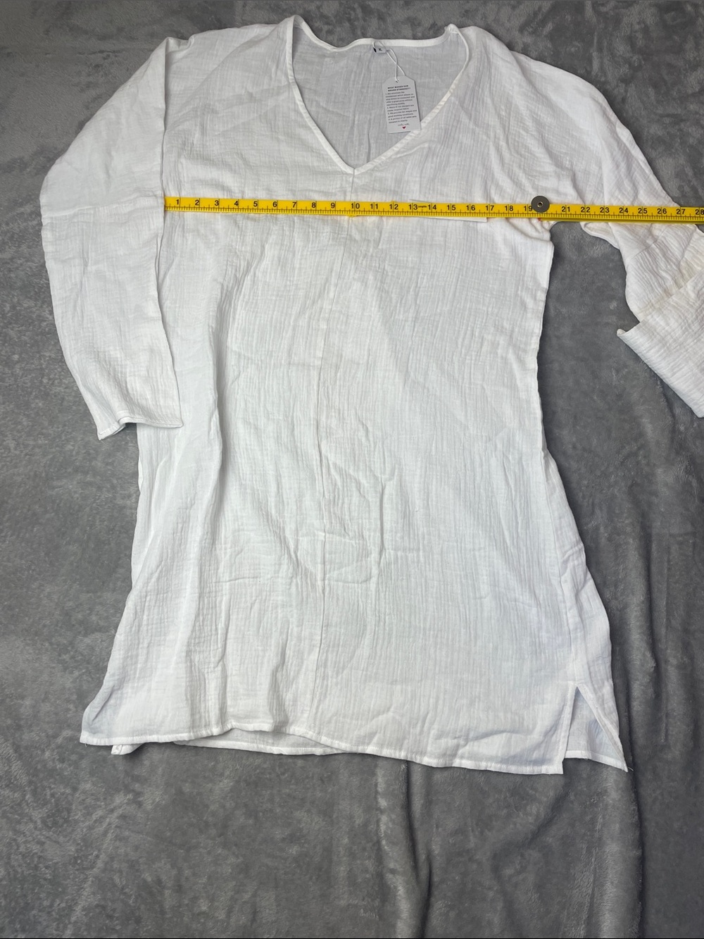 Lightweight White V-Neck Women’s Cotton Gauze Swim Coverup Size Large